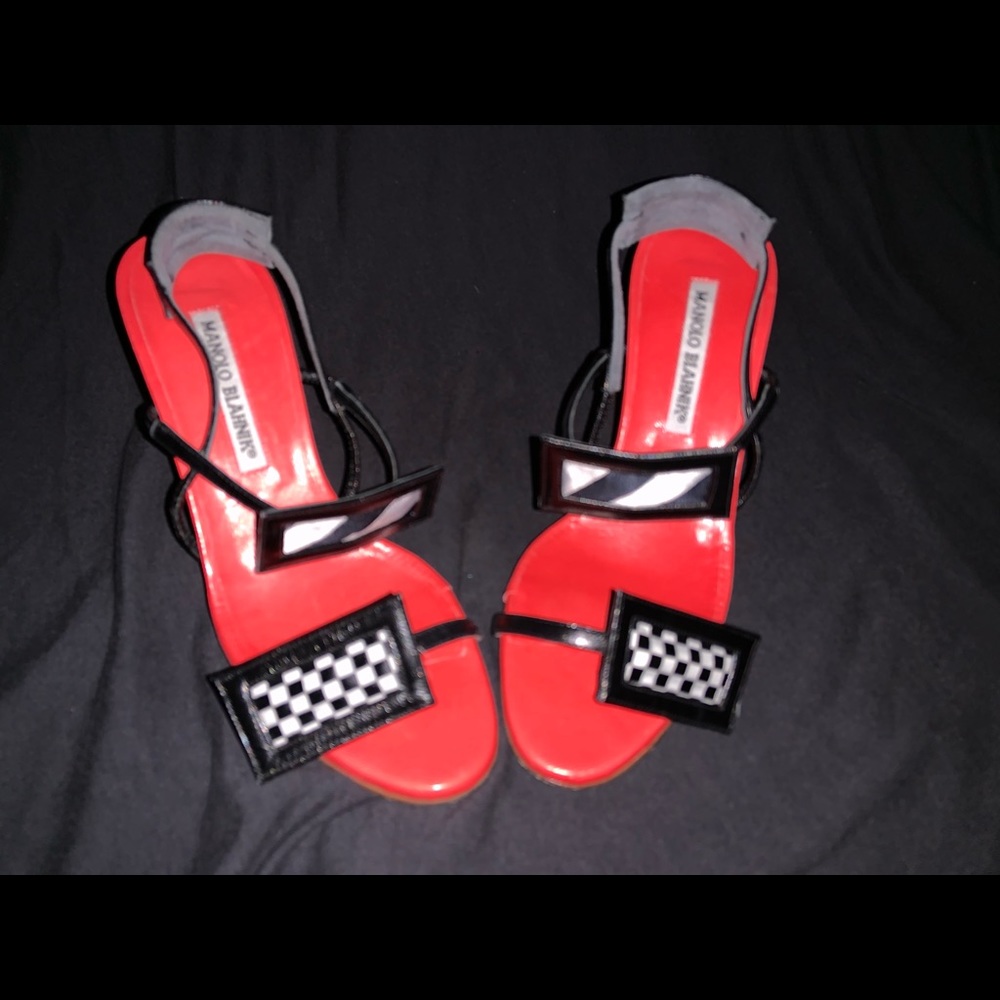 MANOLO BLAHNIK shoes. Practically NEW.